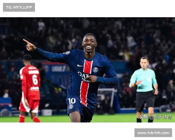 巴黎替补席庆祝巴尔科拉制胜球,登贝莱振臂高呼